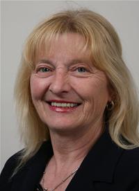 Profile image for Councillor Mrs V M Arnold